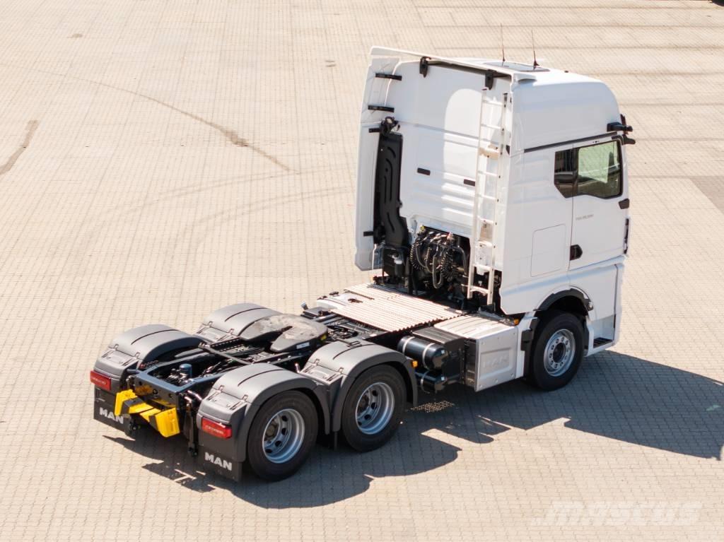 MAN TGX 28.520 6x2=2 트랙터 유닛