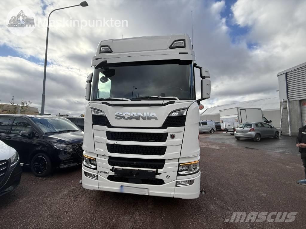 Scania R 520 트랙터 유닛