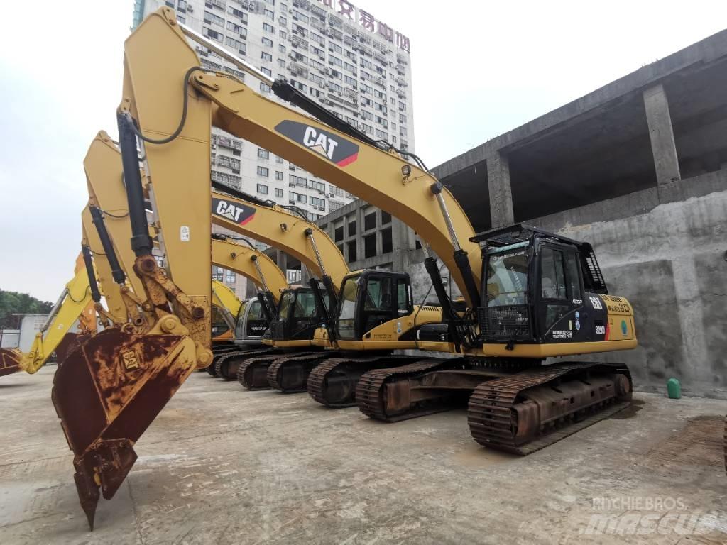 CAT 329 D 대형 굴삭기 29톤 이상