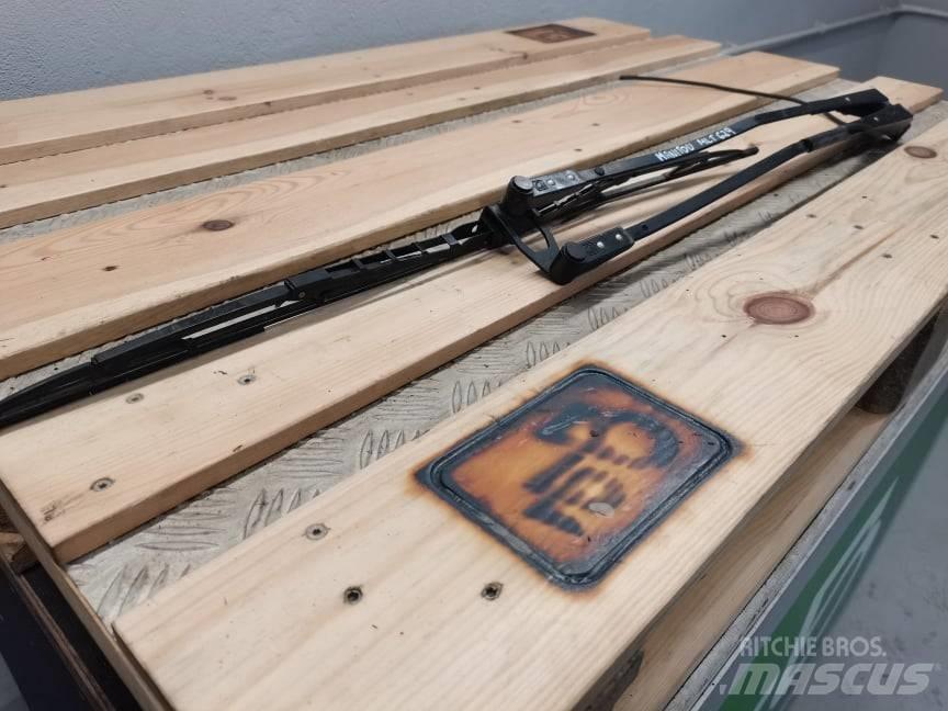 Manitou MLT  wiper 캐빈 및 인테리어