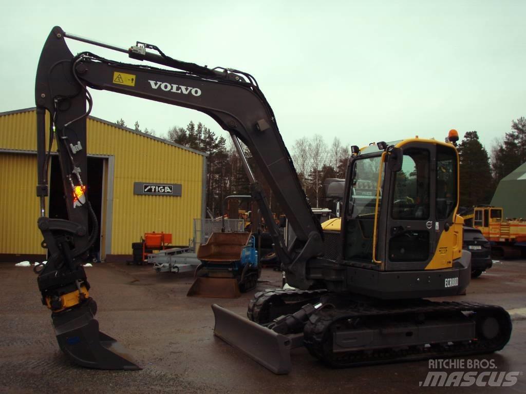 Volvo ECR 88 D 중형굴삭기 7톤-28톤