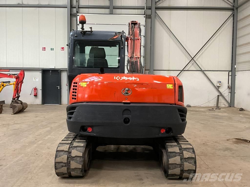Kubota KX 080-4 중형굴삭기 7톤-28톤