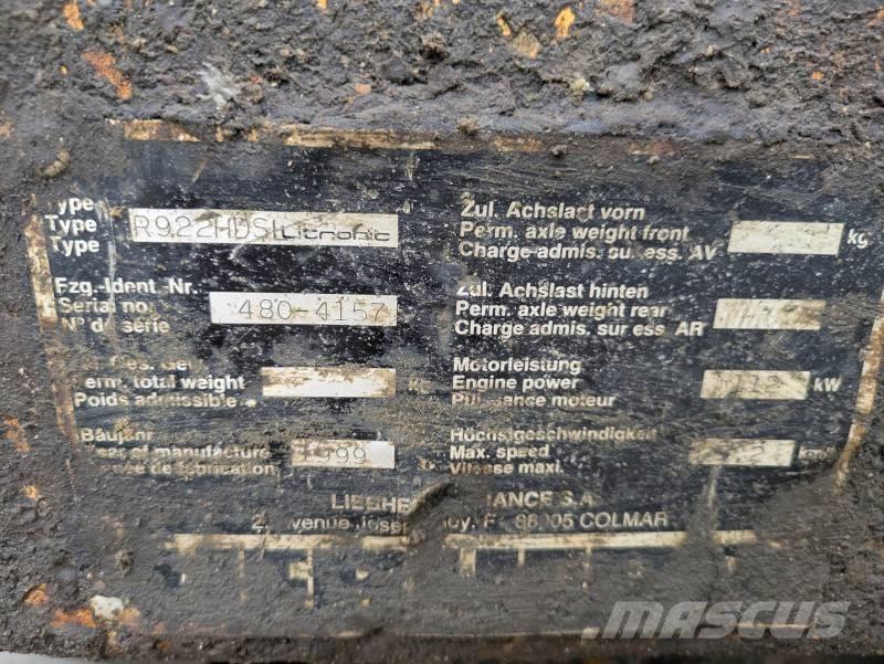 Liebherr 922 대형 굴삭기 29톤 이상