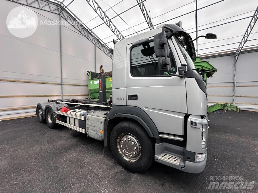 Volvo FM 420 훅 리프트 트럭