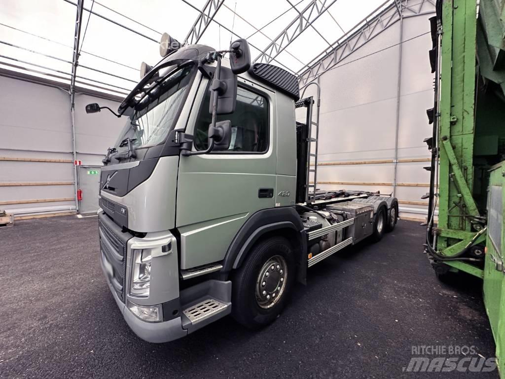 Volvo FM 420 훅 리프트 트럭