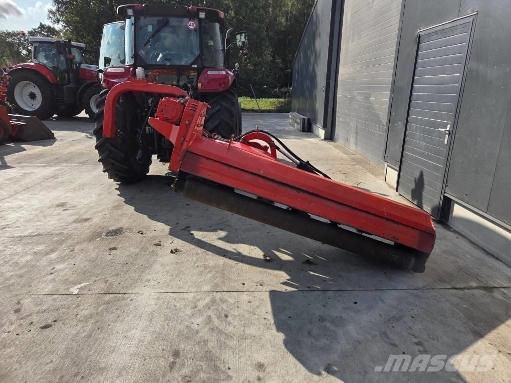 Maschio Giraffa 210 목장 제초기 및 토퍼