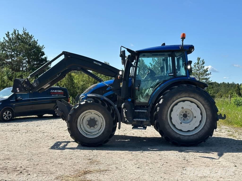 Valtra G 135 Versu 트랙터