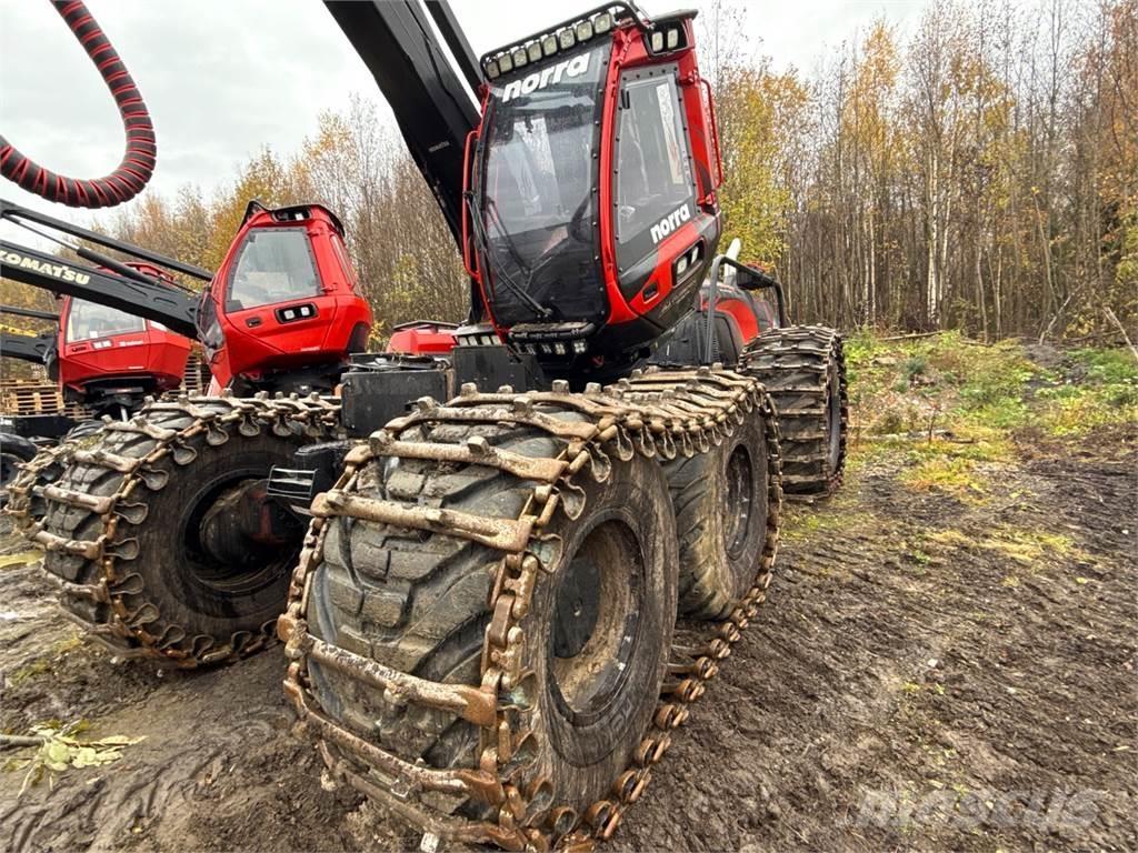 Komatsu 951 원목 하베스터