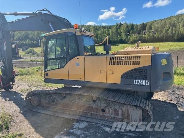 Volvo BM Ec 240 대형 굴삭기 29톤 이상