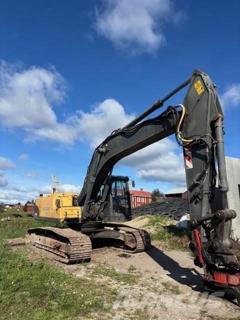 Volvo BM Ec 240 대형 굴삭기 29톤 이상