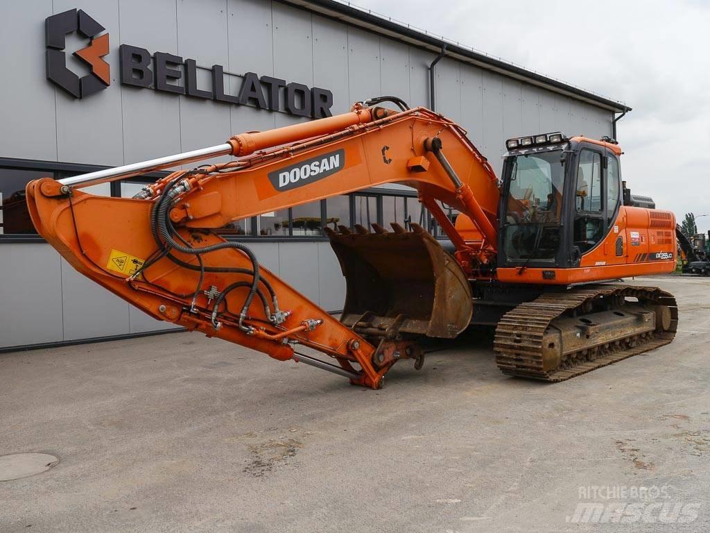Doosan DX 255 LC-3 대형 굴삭기 29톤 이상