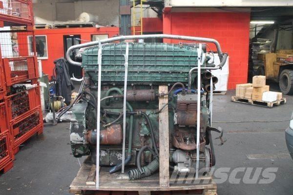 Volvo TD102 KF 엔진