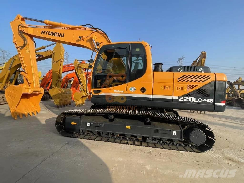 Hyundai 220-9 대형 굴삭기 29톤 이상