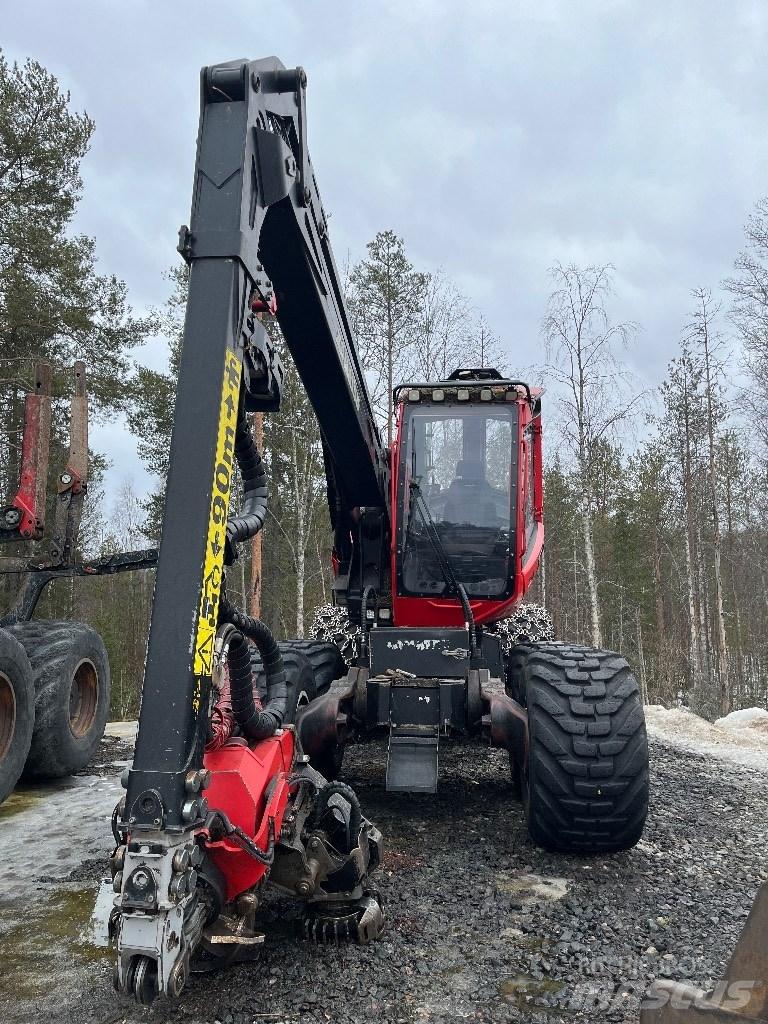 Komatsu 911 원목 하베스터