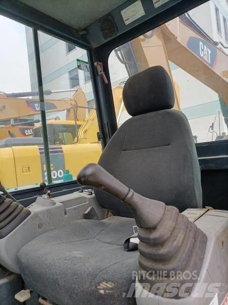 Kobelco SK 60 대형 굴삭기 29톤 이상