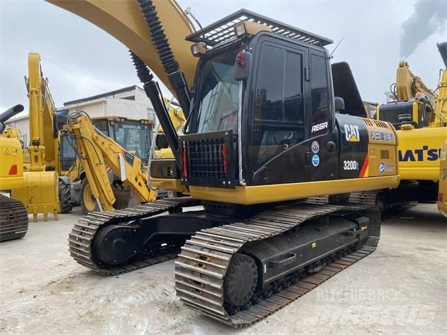 CAT 320 D 대형 굴삭기 29톤 이상