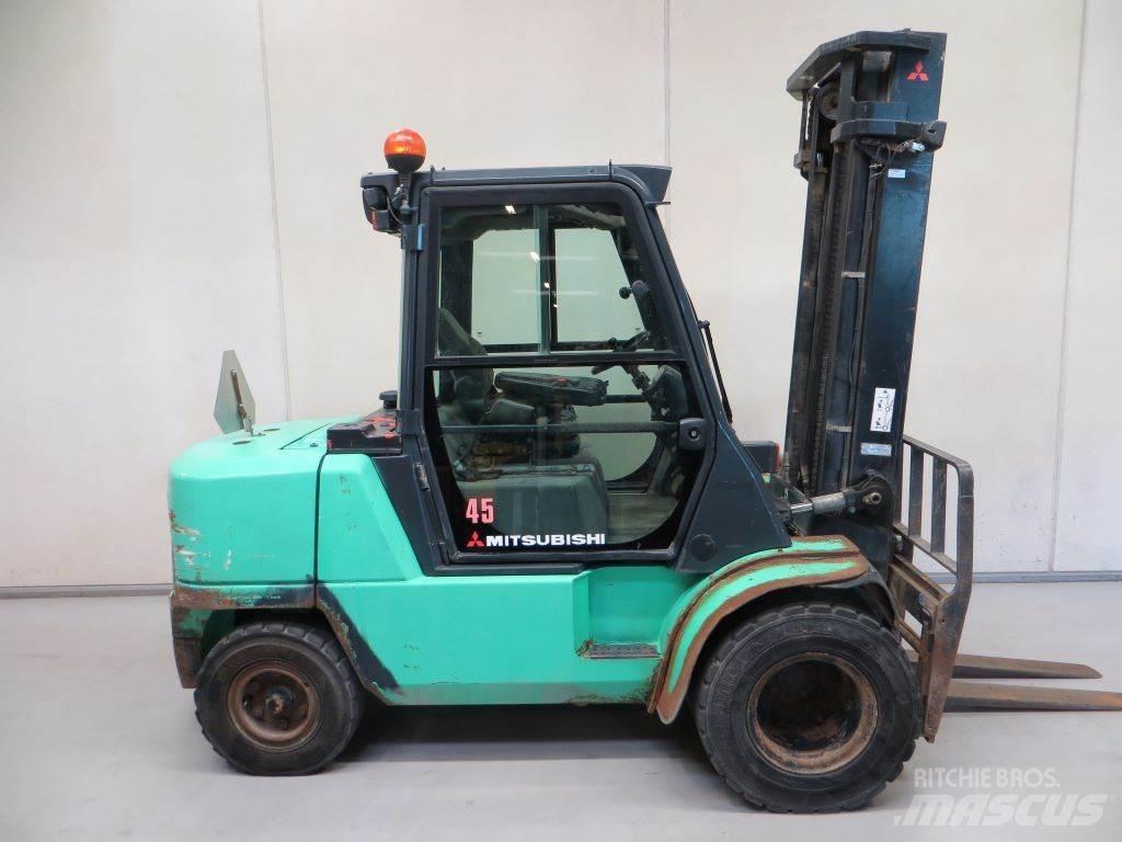 Mitsubishi FD45K 디젤 지게차