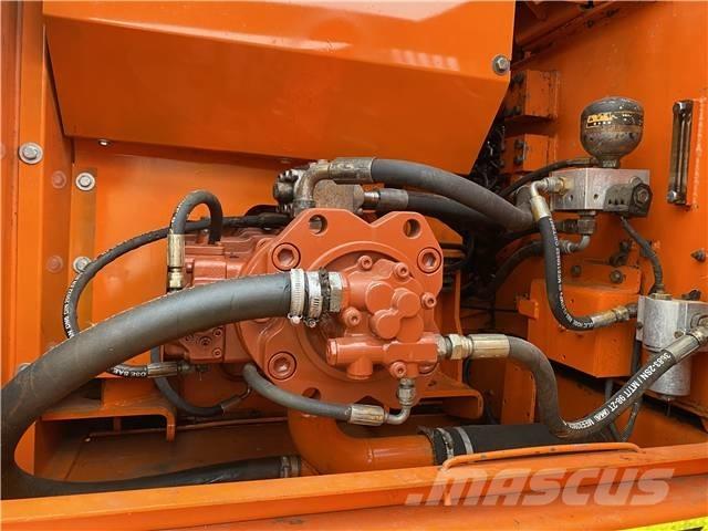 Doosan DH220LC-7 대형 굴삭기 29톤 이상