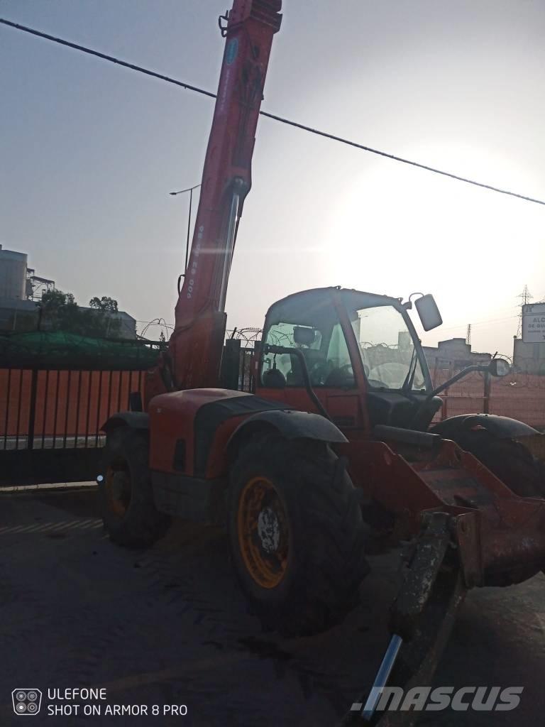 JCB 535-125 A 텔러 핸들러