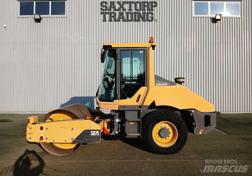 Volvo SD75, Vält 싱글 드럼 롤러
