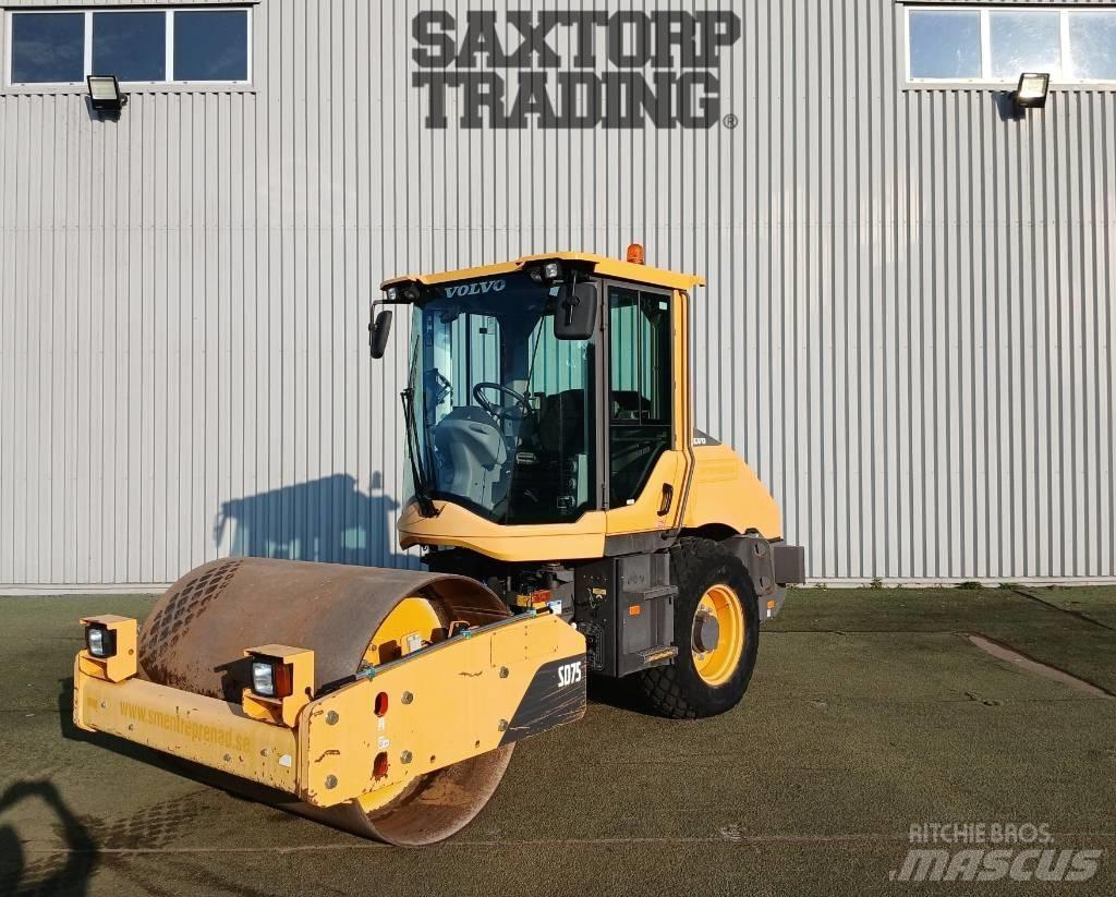 Volvo SD75, Vält 싱글 드럼 롤러