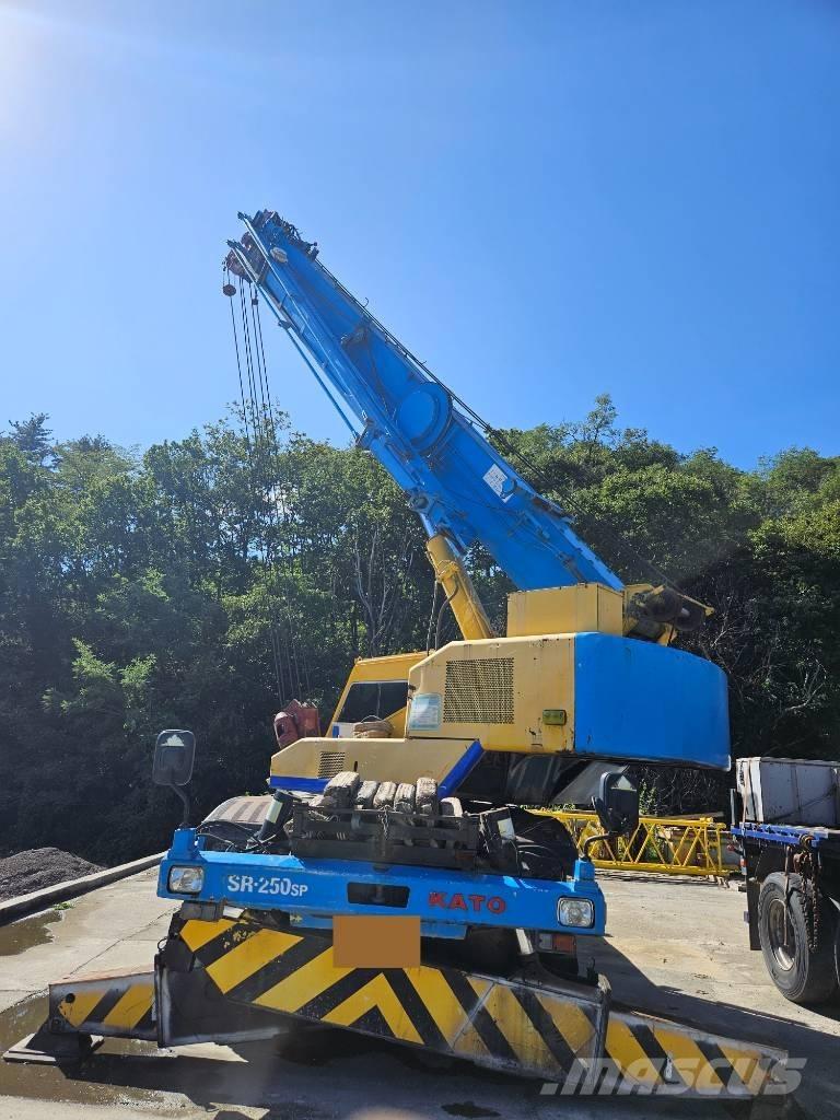 Kato KR 25 H V-2 R/T 크레인