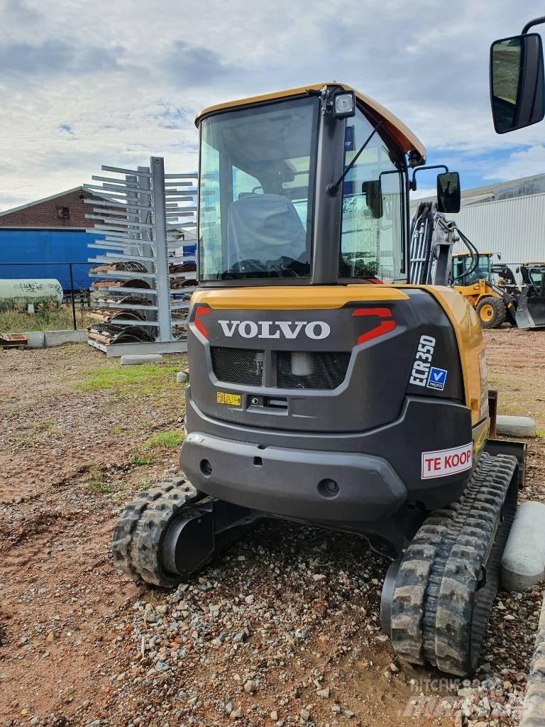 Volvo ECR 35 D 소형 굴삭기 7톤 미만
