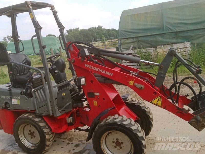 Weidemann 1140  스키드로더