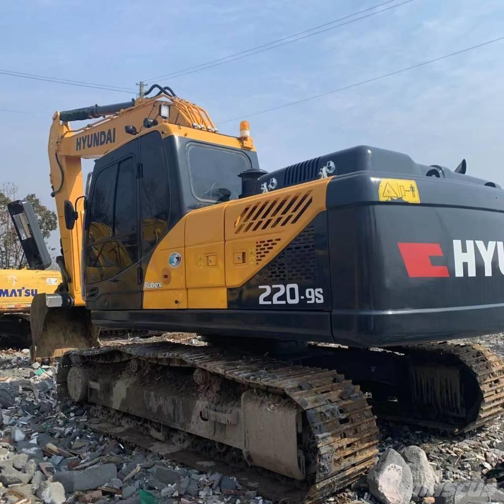 Hyundai 220LC-9S 대형 굴삭기 29톤 이상