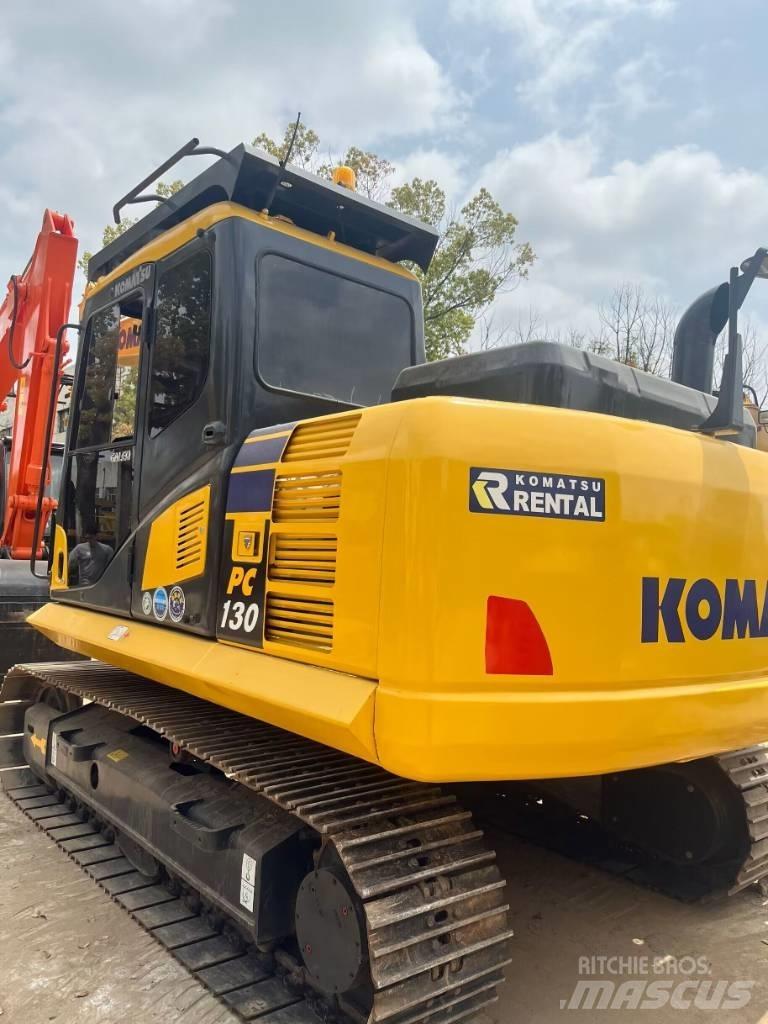 Komatsu PC130 대형 굴삭기 29톤 이상