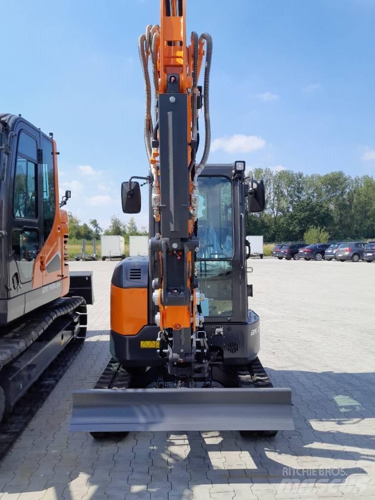 Doosan DX 27 Z-7 소형 굴삭기 7톤 미만