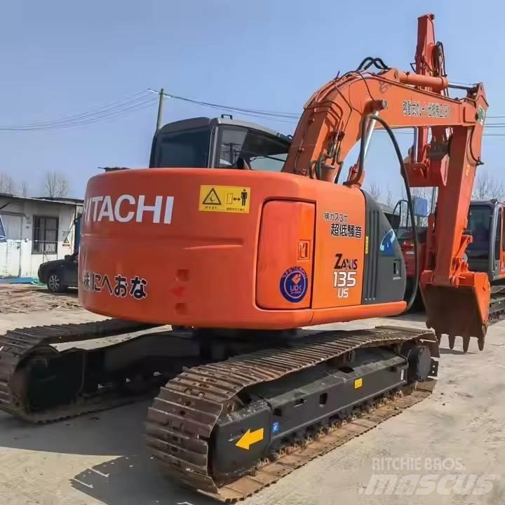 Hitachi ZX135 대형 굴삭기 29톤 이상