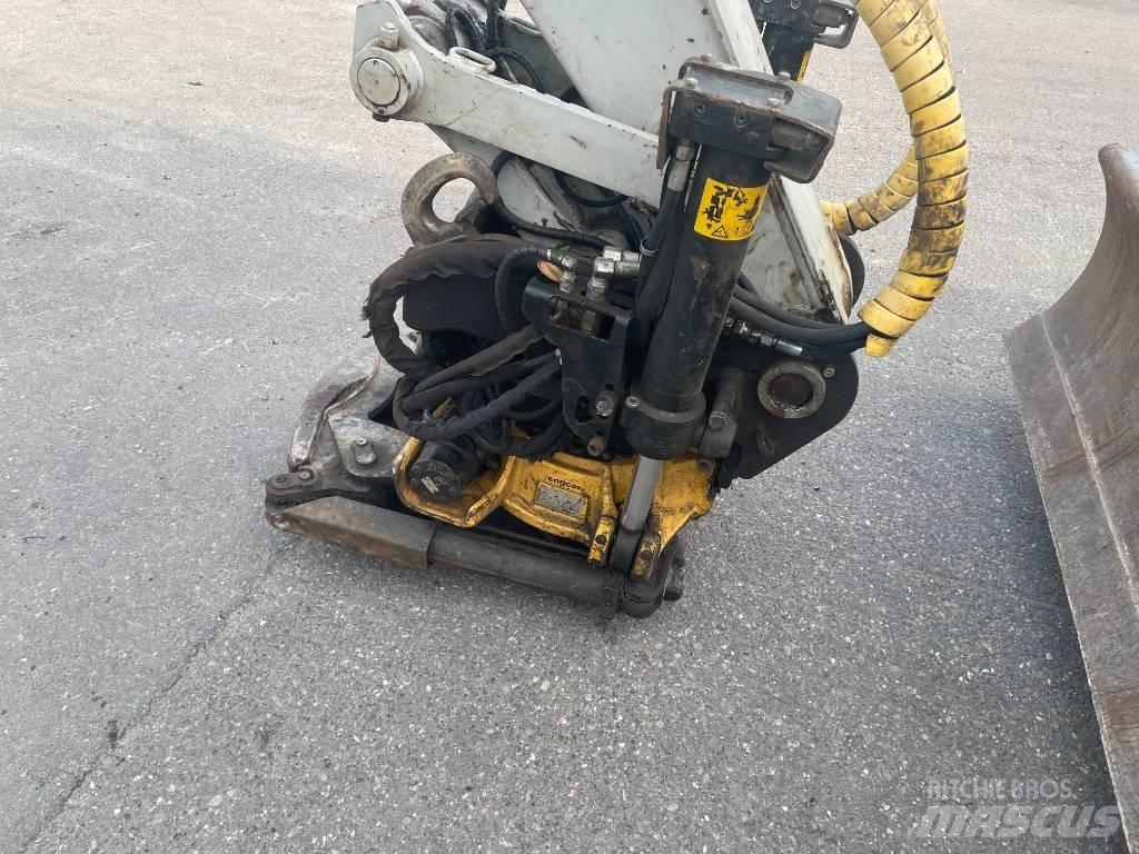 Takeuchi TB 2150 R 대형 굴삭기 29톤 이상