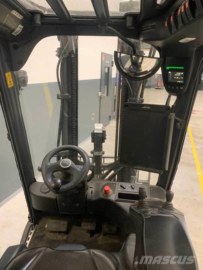 Linde E20L 전동 지게차