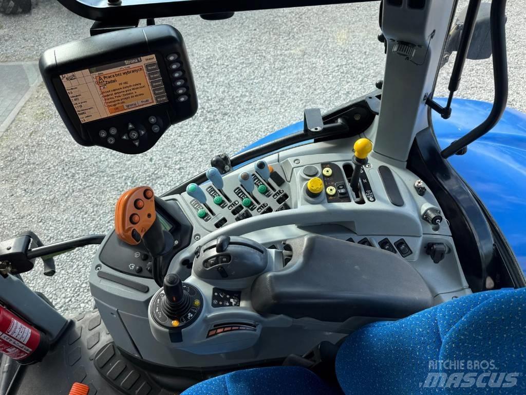 New Holland T 7060 트랙터