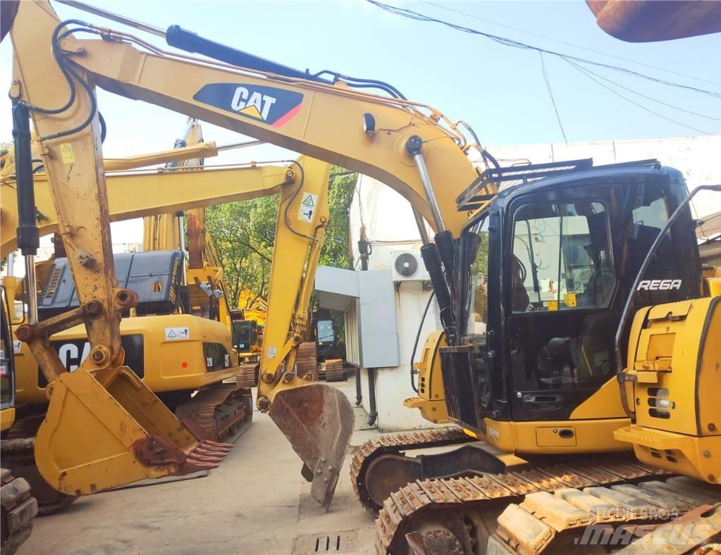 CAT 313 D 대형 굴삭기 29톤 이상