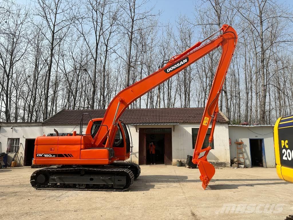 Doosan DX160LC 대형 굴삭기 29톤 이상