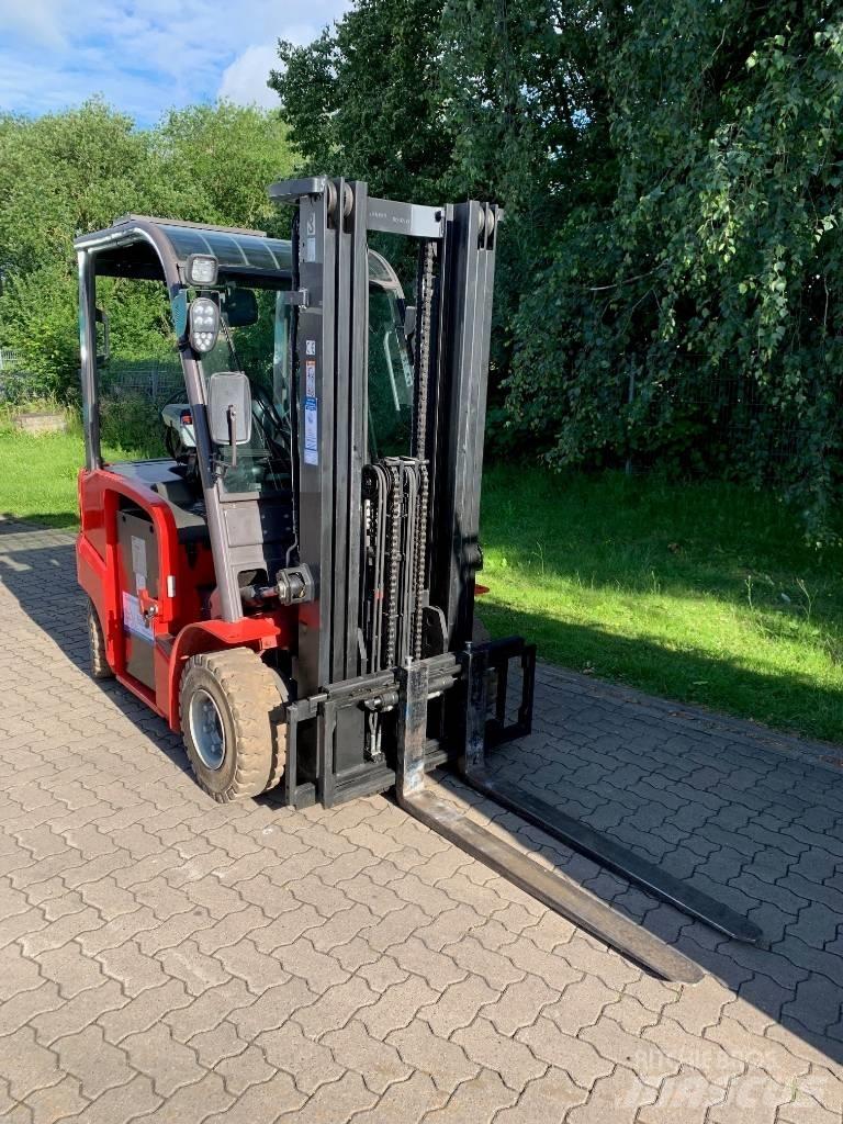 Manitou ME425C 전동 지게차