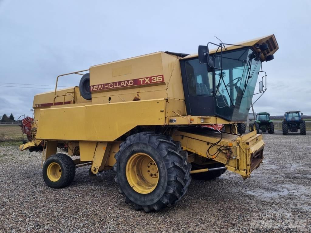 New Holland TX 36 콤바인 수확기