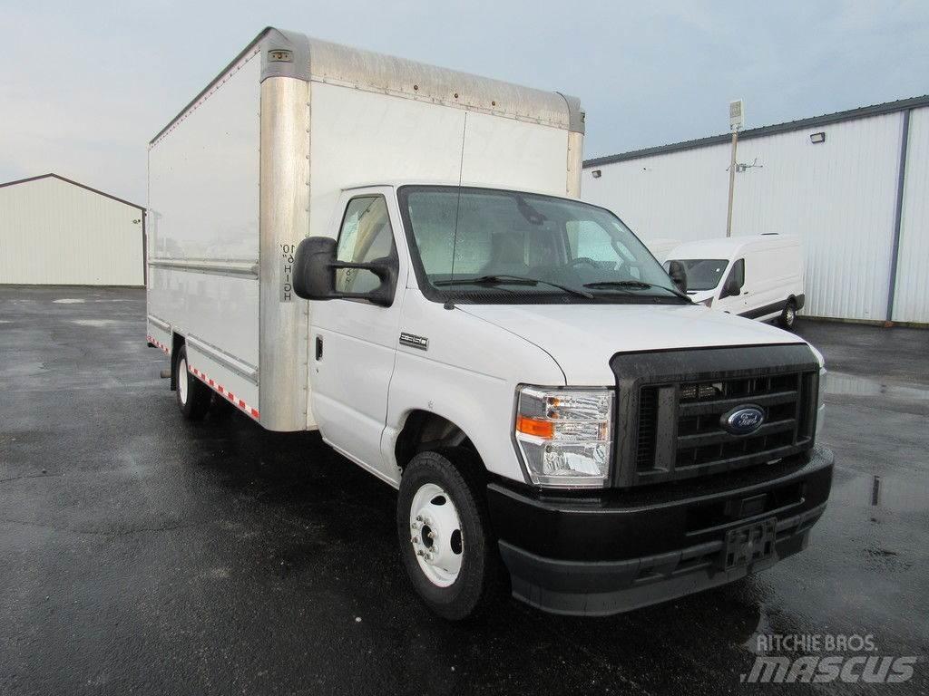 Ford E-350 탑차 트럭