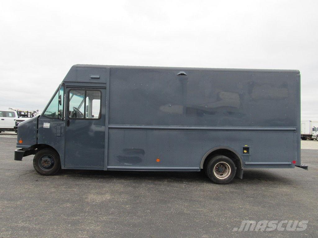 Ford E-450 탑차 트럭