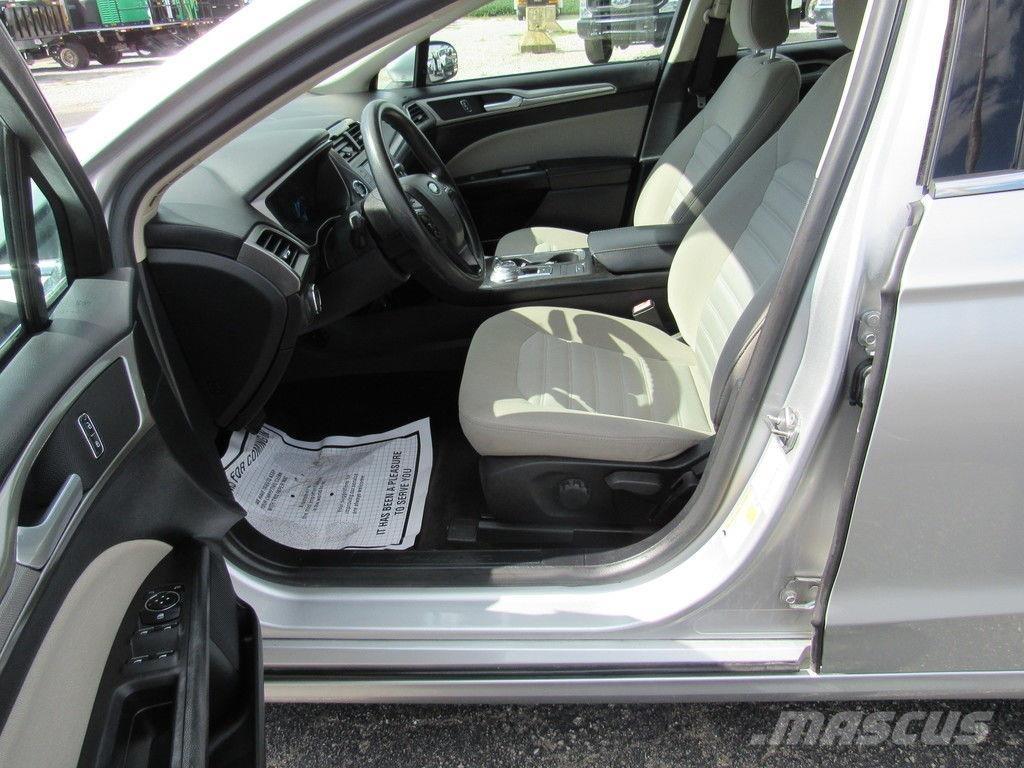 Ford Fusion 자동차