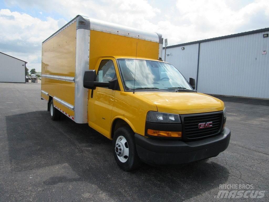 GMC Savana 3500 탑차 트럭