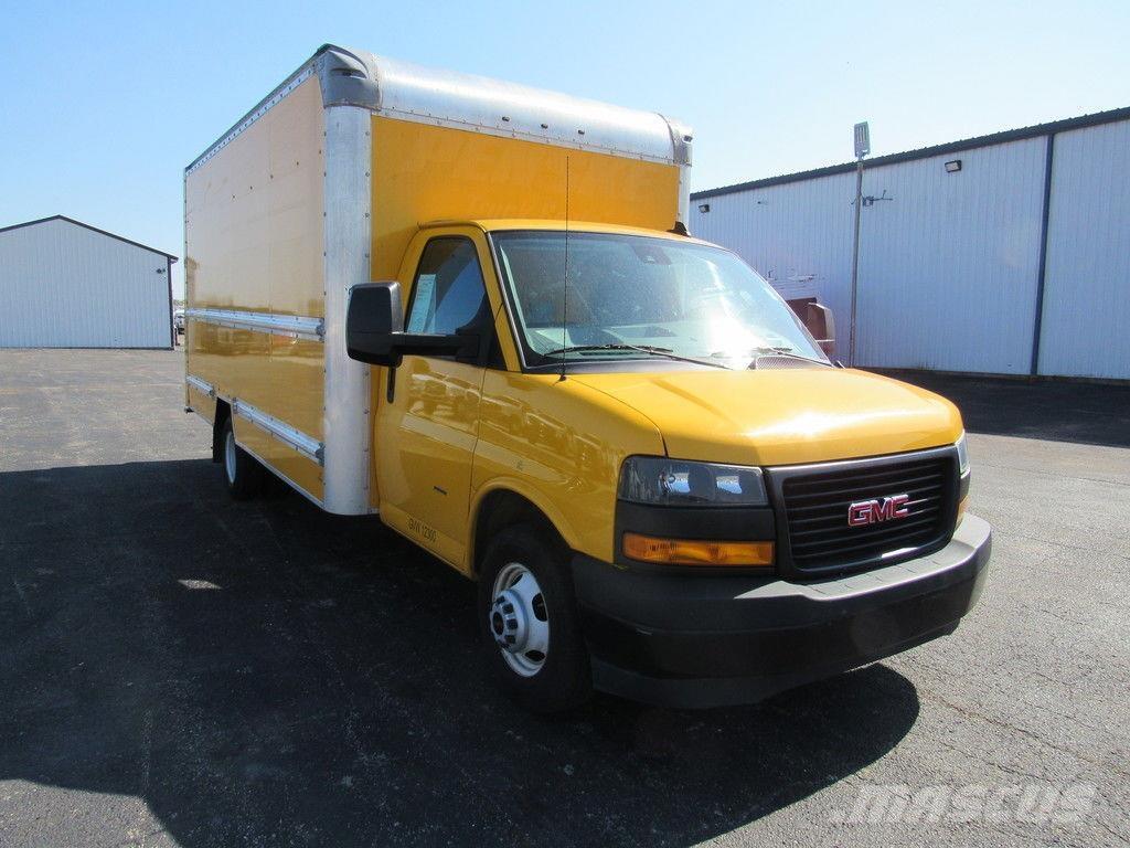 GMC Savana 3500 탑차 트럭