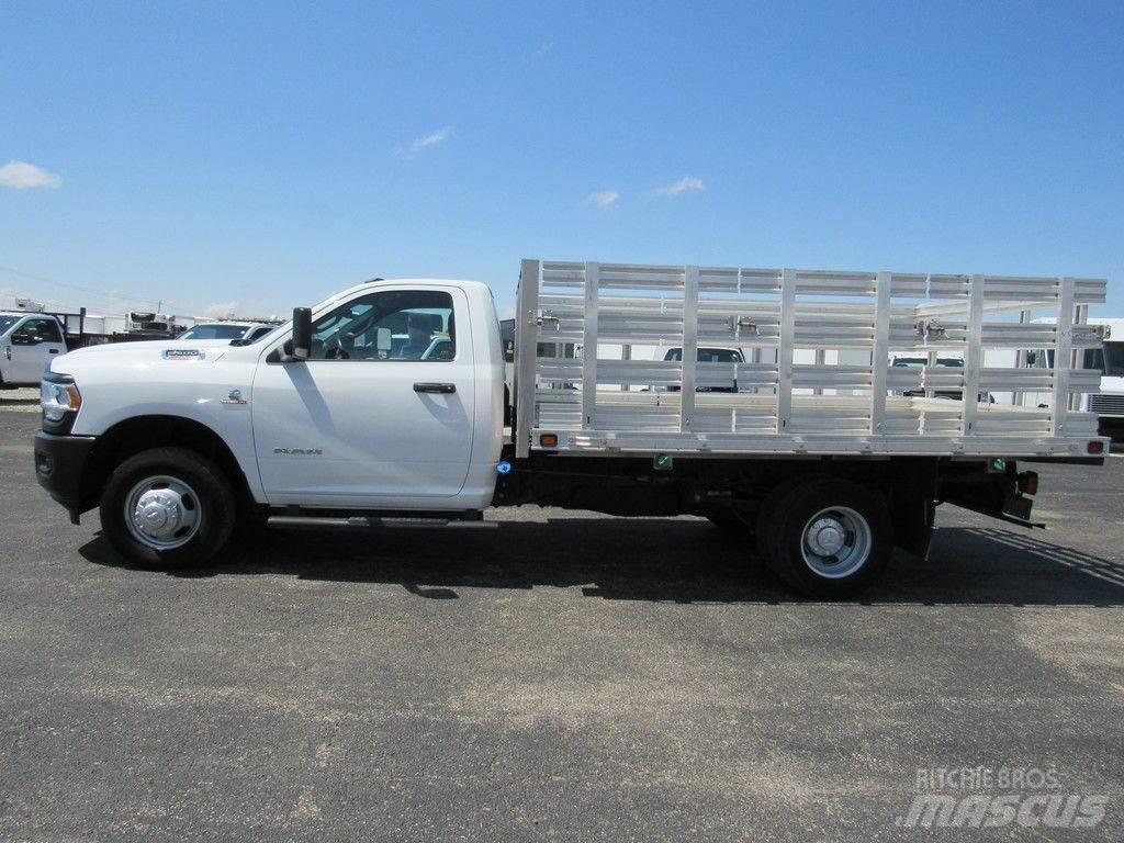 RAM 3500 플랫베드/드롭사이드 트럭