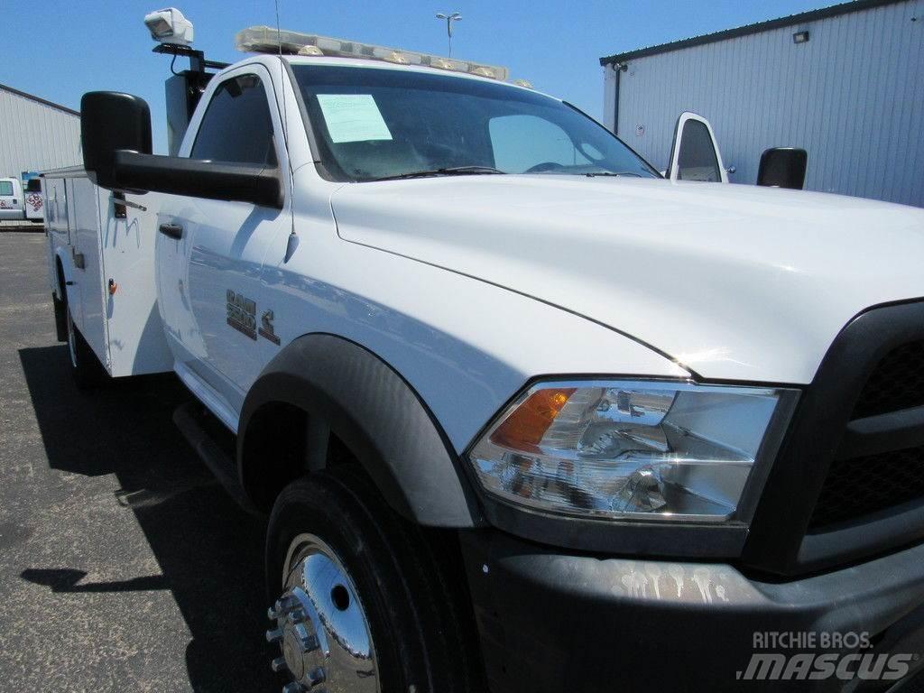RAM 5500 회수 차량