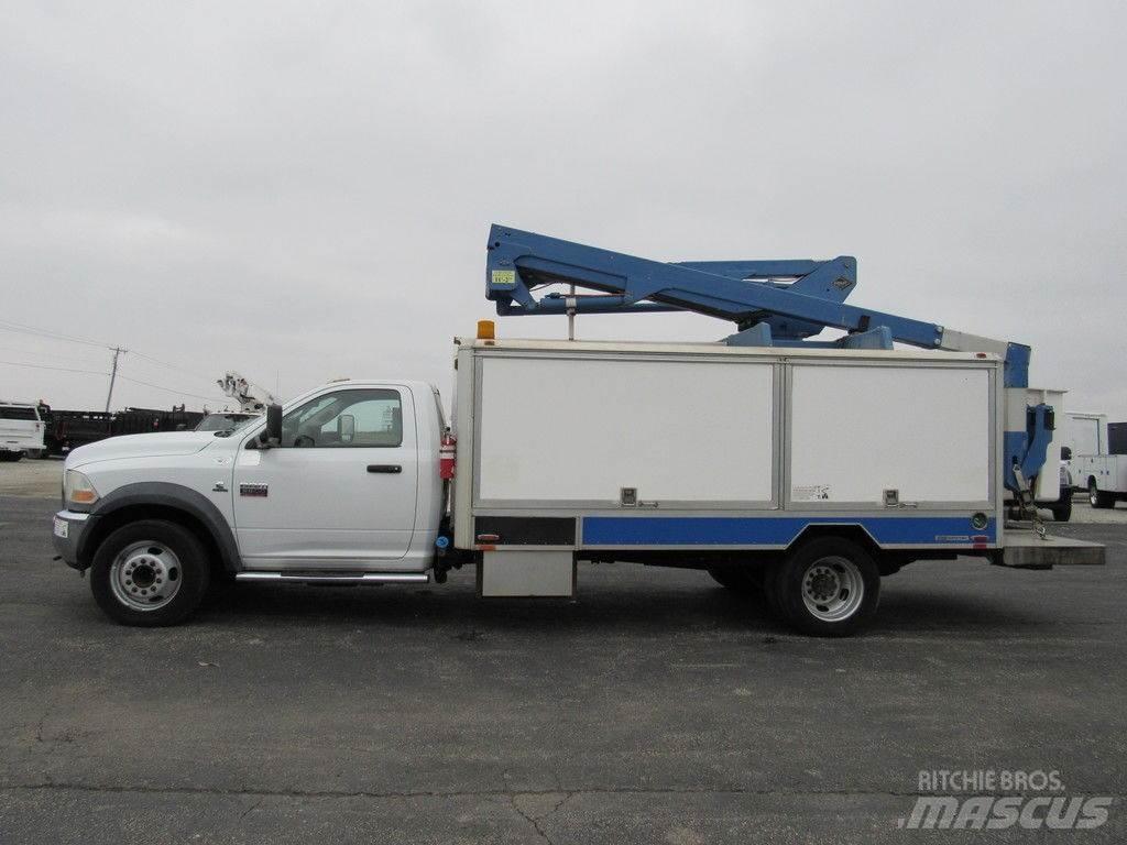 RAM 5500 트럭 탑재 고소작업대