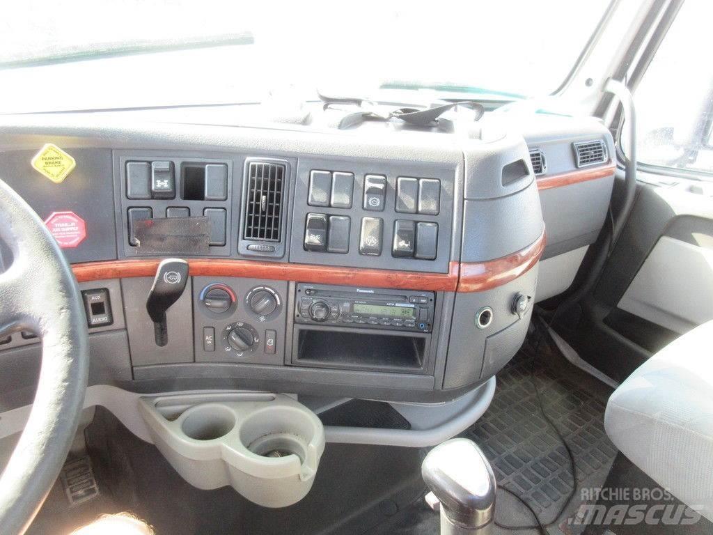 Volvo VNL64 플랫베드/드롭사이드 트럭