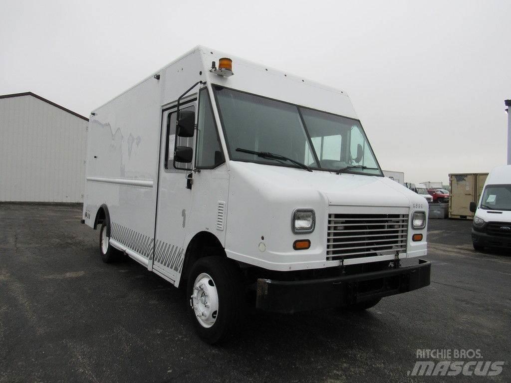 Workhorse W62 탑차 트럭