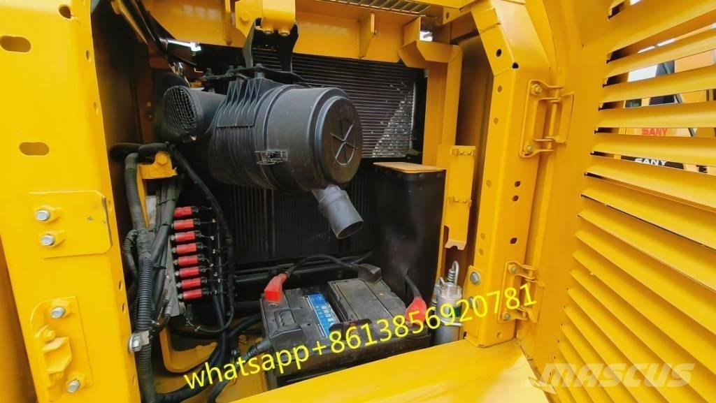 Komatsu PC 130-7 중형굴삭기 7톤-28톤